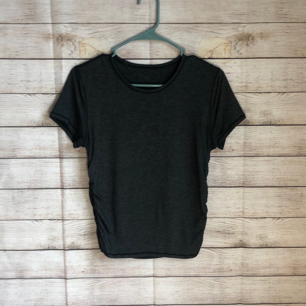 Lululemon tee
